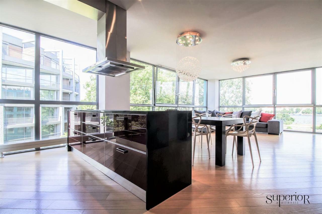 Winwinstay Superior Apartment By River Daugava 里加 外观 照片
